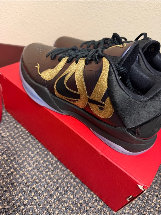 Nike Kobe V Protro “year of the mamba” main image 4
